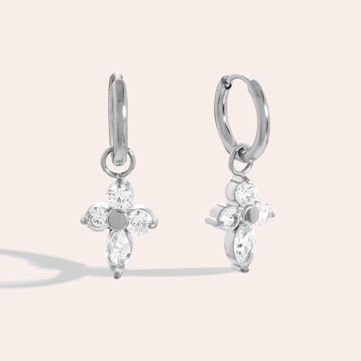 Bloem Diamond Oorbellen