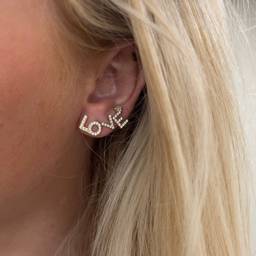 LOVE Stud Knopjes