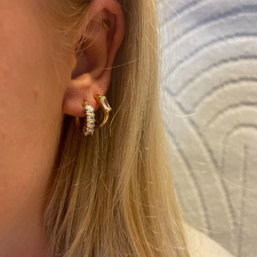 Musthave Diamond Hoops