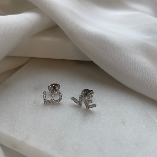 LOVE Stud Knopjes