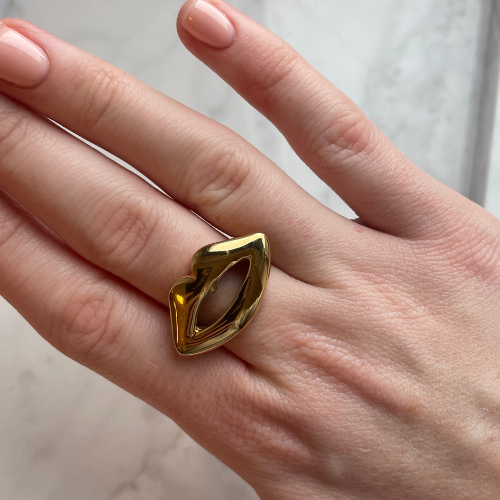 Lips Ring
